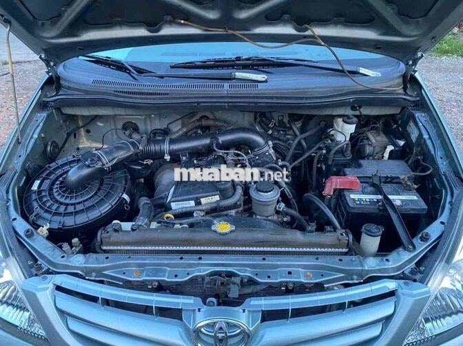 Toyota Innova GSR2011 so san 7 cho