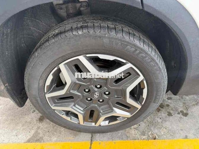 Hyundai SantaFe 2023 2.2D Full Cao Cấp Trắng