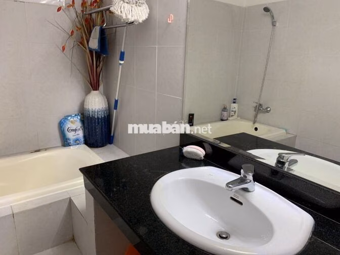 Bán Gấp Căn Hộ Celadon City Tân Phú - 82m², 3 Phòng Ngủ, Full NT