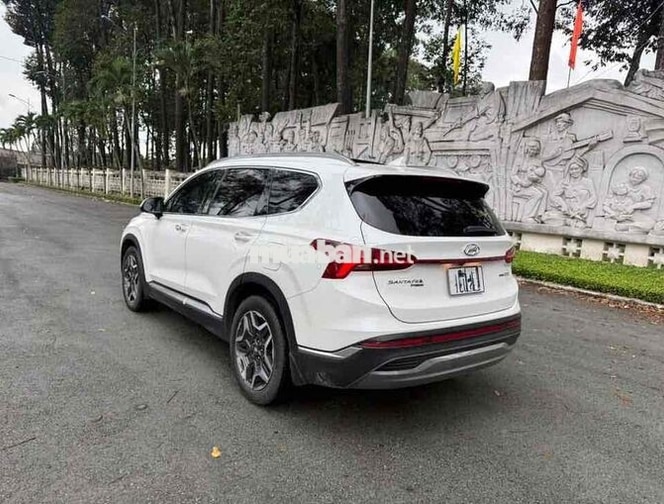 Hyundai SantaFe 2023 2.2D Full Cao Cấp Trắng