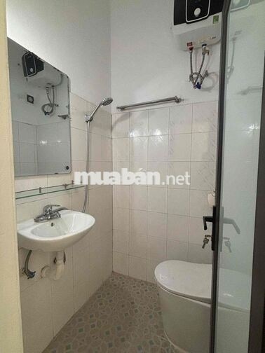 Nhà mới  4 tầng như ảnh chụp , full đồ, trung tâm phó Tôn  Đức Thắng