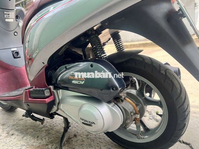 Honda PS125 màu Bạc, Đỏ