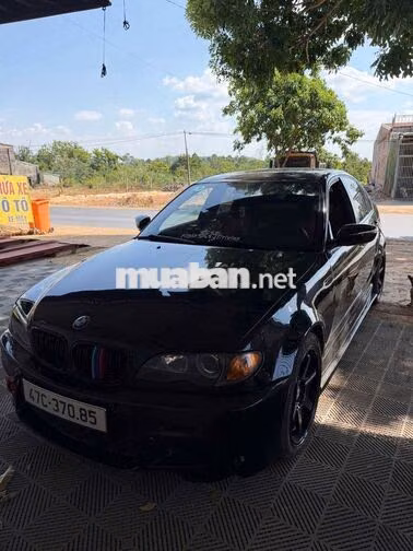 BMW 318i 2003 Đen