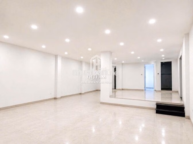 NGÔ GIA TỰ , QUẬN 10 - 7x18m nở hậu 12m - 5 TẦNG THANG MÁY - GIÁ RẺ