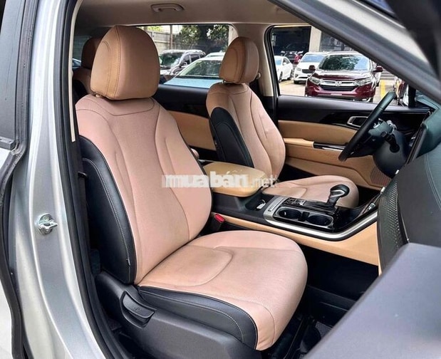 Kia Carnival 2022 Luxury Dầu - Odo 55k km