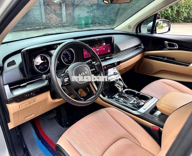 Kia Carnival 2022 Luxury Dầu - Odo 55k km