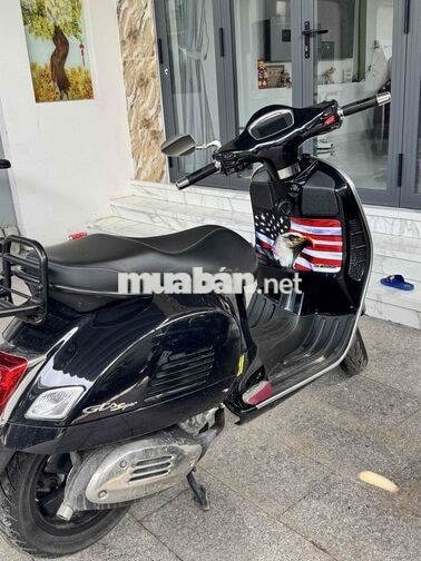 Piaggio Vespa GTS 300 HPE 2021 Đen 8500 km