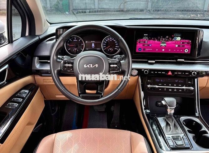 Kia Carnival 2022 Luxury Dầu - Odo 55k km