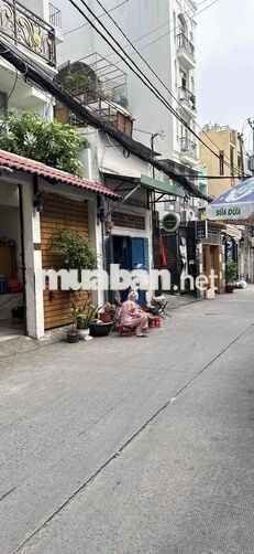 pass phòng quận 10 hợp đồng còn 3 tháng đến tháng 12