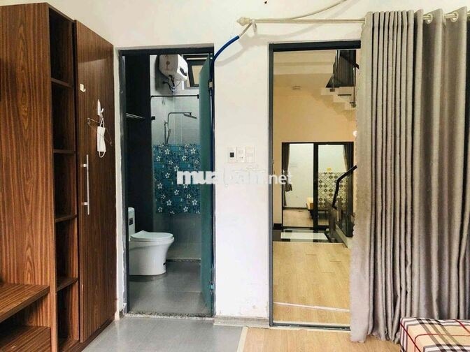 Cho thuê nhà 3 tầng mặt tiền Bàu Năng, có nội thất như hình ( thiếu má