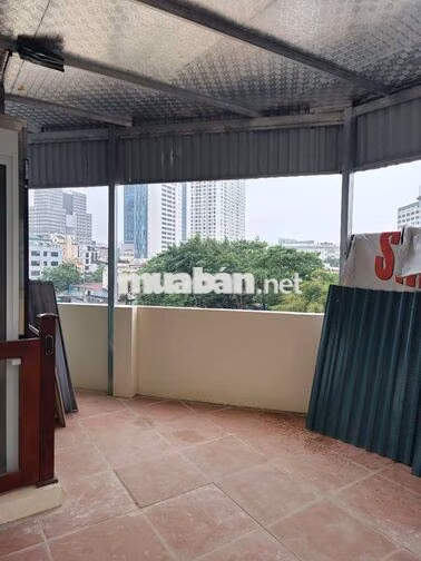 NHÀ NGUYÊN CĂN MẶT TIỀN MỚI - CẦN CHO THUÊ