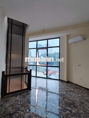 NHÀ NGUYÊN CĂN MẶT TIỀN MỚI - CẦN CHO THUÊ