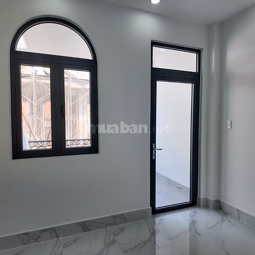 Nhà phố Compound Q8 ngay Võ Văn Kiệt, 3 lầu, 4PN, nhà mới ở ngay, SHR