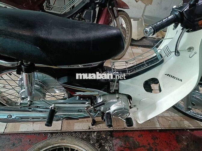 Honda Super Dream 2012 Nâu trắng 97cc