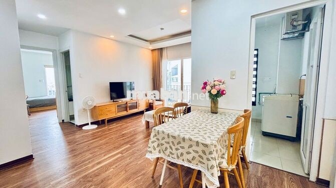 Cho Thuê gấp 2PN Monarchy , Full nội thất trống sẵn giá chỉ 17 triệu 