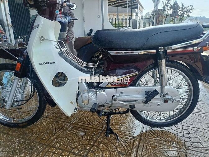 Honda Super Dream 2012 Nâu trắng 97cc