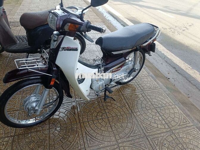 Honda Super Dream 2012 Nâu trắng 97cc