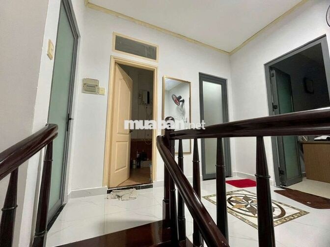 NHÀ LIỀN KỀ ĐƯỜNG XE TẢI THÔNG KV AN NINH GẦN CHỢTRƯỜNG HỌC. 3MÁYLẠNH 