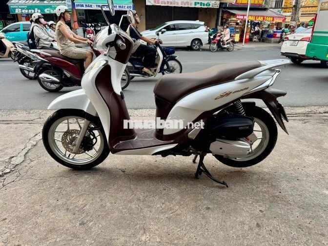 ⭕️⭕️ SH Mode Trắng nâu đký T12/2015 rất đẹp có góp