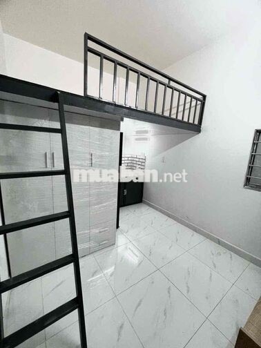 DUPLEX GÁC CAO CỬA SỔ THOÁNG ĐI BỘ HỌC VĂN LANG, IUH