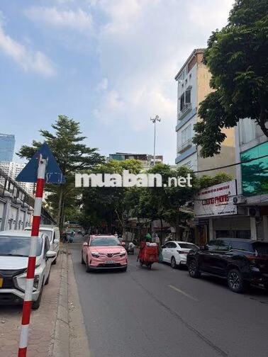 Cho thuê nhà 6 tầng có thang máy, mặt tiền 5m– Thiên Hiền, Từ Liêm