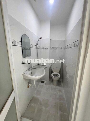 [NHÀ NC] Hẻm 3M Huỳnh Văn Bánh 1 Trệt 3 Lầu 3PN Sân thượng 