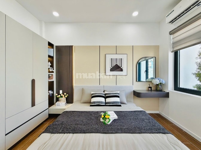 NHÀ ĐẸP 3 TẦNG - GẦN CV LÀNG HOA CHỈ 6.XX  TỶ