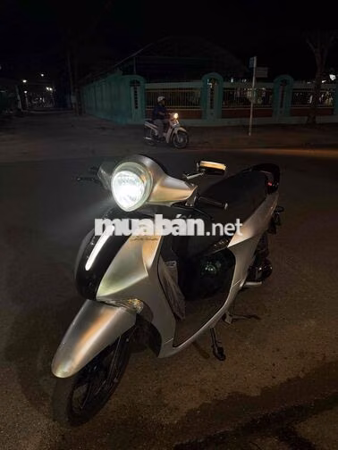 Yamaha Janus 2020 Bạc