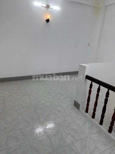 Nhà riêng 40m2,1 lầu, 2p ngủ,MBKD tầng trệt, Cô Bắc,- giá 14,5tr/tháng