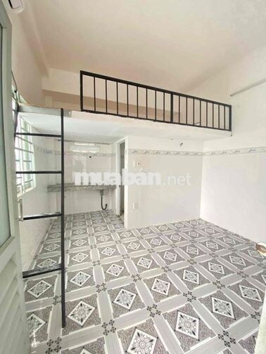 Phòng k gác có gác cửa sổ ban công từ 3tr2-3tr8 k nthat/ máy lạnh
