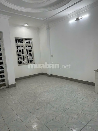 Nhà riêng 40m2,1 lầu, 2p ngủ,MBKD tầng trệt, Cô Bắc,- giá 14,5tr/tháng