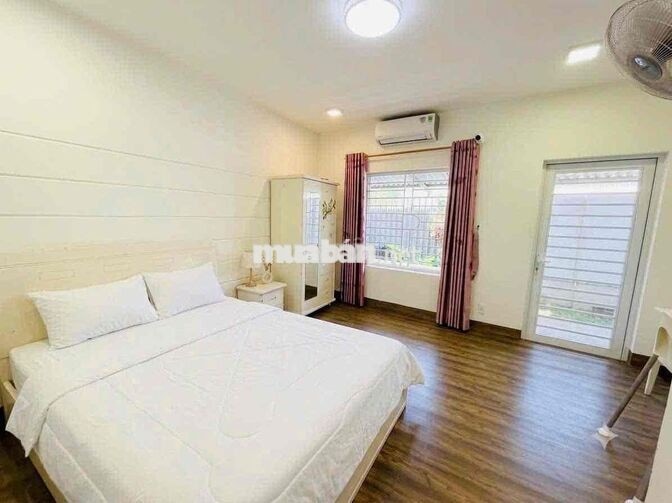 Cho thuê nhà 3 tầng mặt tiền Khuê Mỹ Đông 7 , 3PN , 3WC