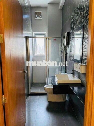 Cho thuê nhà 3 tầng mặt tiền Khuê Mỹ Đông 7 , 3PN , 3WC