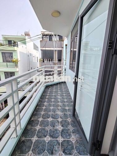 CĂN GÓC MỚI ĐẸP GẦN CHỢ ĐẦU MỐI THỦ ĐỨC. 1TRỆT 2LẦU+ST 4PN 3WC SÂN OTO