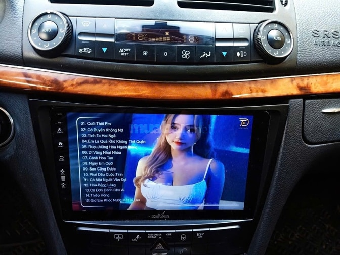Bán rẻ xe biển siêu VIP Mercedes Model 2006 độ Full Options tuyệt đẹp 
