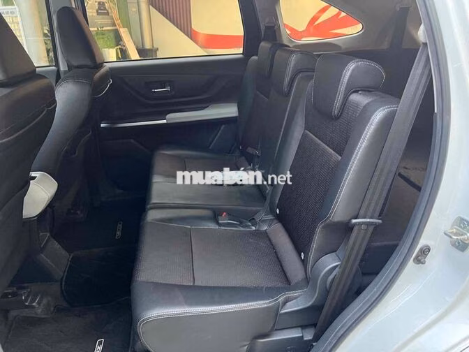 Toyota Veloz Cross Top 2024 Trắng 75000 km