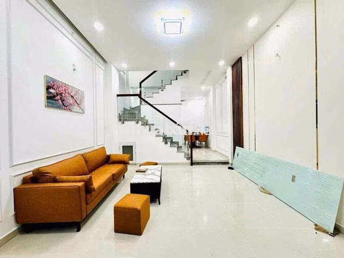 cho thuê nhà hhg gần chợ đường gần trường học tô ngọc Vân q12
