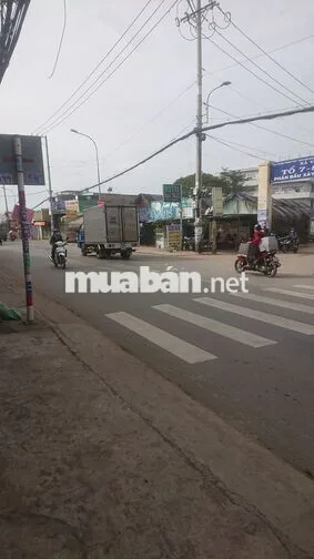 Bán nhà mặt tiền đường Võ Văn Vân