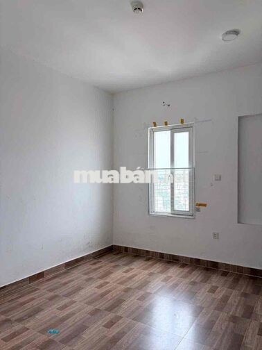CĂN GÓC TÂN BÌNH APARTMENT – VIEW SÂN BAY NỘI THẤT CƠ BẢN