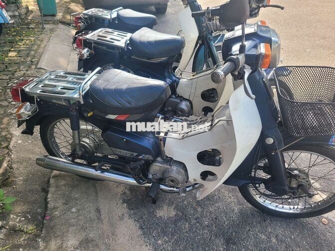 Honda Custom 50 Xanh Trắng