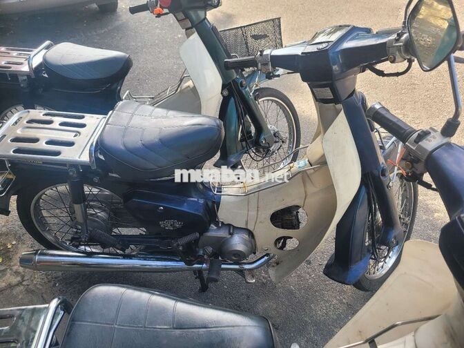 Honda Custom 50 Xanh Trắng