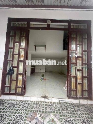 cho Thue nhà tx 22 q12 2p ngủ 2wc giá 5tr /th
