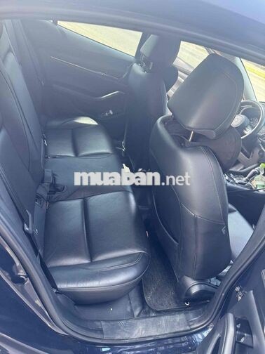 Mazda 3 Luxury 2023 Xanh cavansite Chạy 3 Vạn