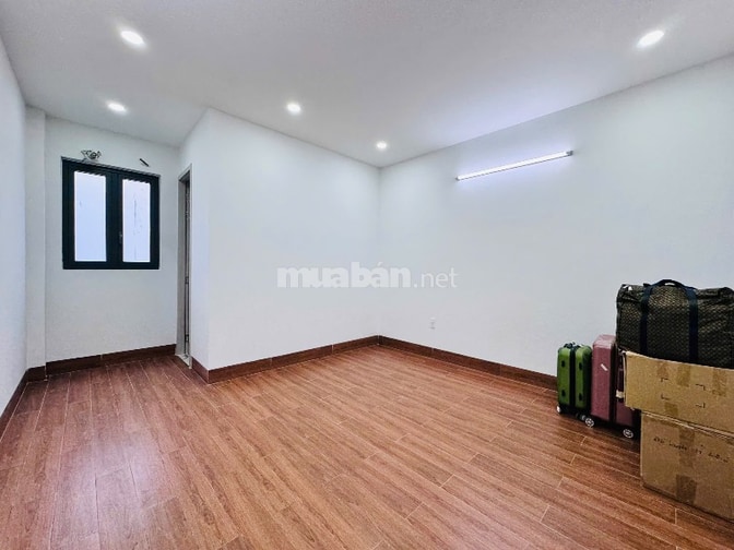 Nhà bán Nha 199/57A Lê quang định 4x21m nở hậu không lỗi phong thủy
