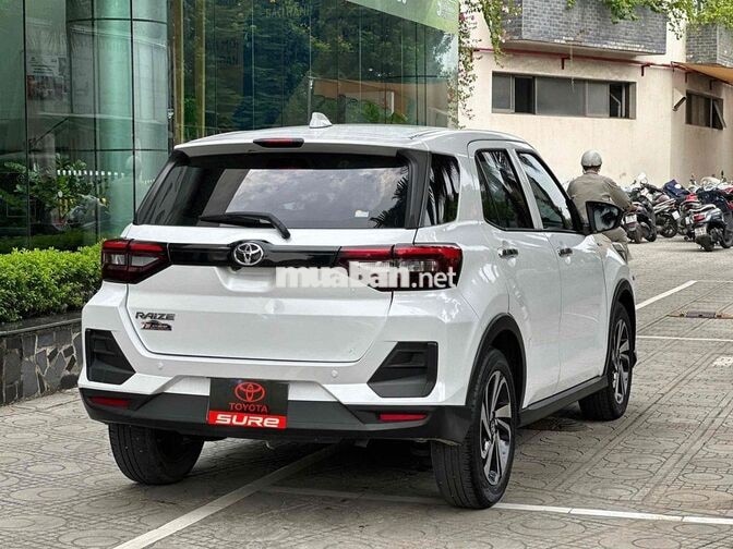 Toyota Raize 2023 Trắng ngọc trai thể thao