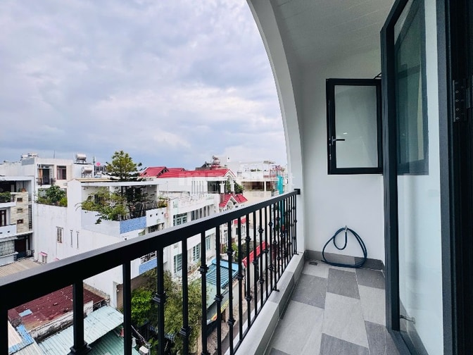 Nhà bán Nha 199/57A Lê quang định 4x21m nở hậu không lỗi phong thủy