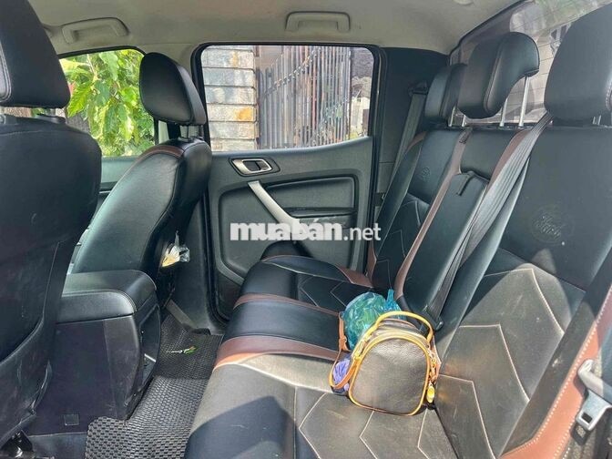 Ford Ranger Limited 2022 Vàng cát Đắk Lắk