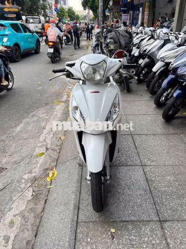 Honda Vision 2018 Trắng