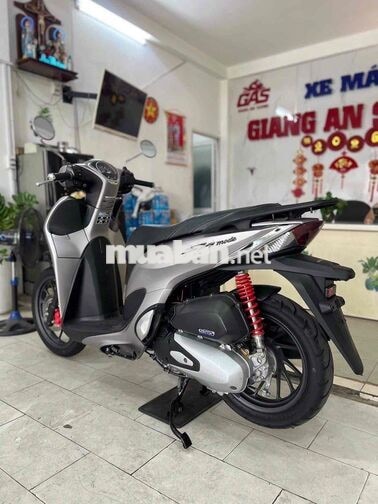 Honda SH Mode ABS 2025 Bạc đen