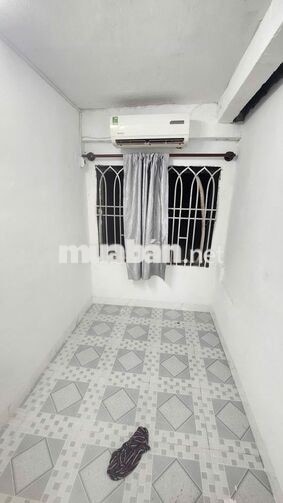Cho thuê Nhà Hẻm lớn Bùi Viện Q1 kinh doanh tốt.